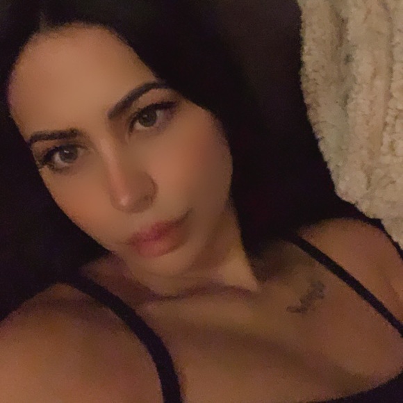 Meet your Posher, Michelle - Picture 1 of 1